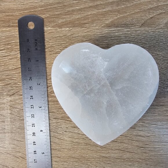 Selenite Crystal Charging Bowl - Heart - Picture 5 of 8